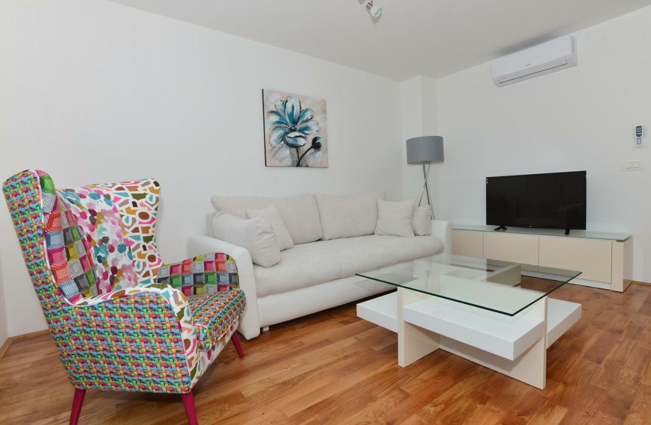 Apartman Dominik Makarska Esterno foto