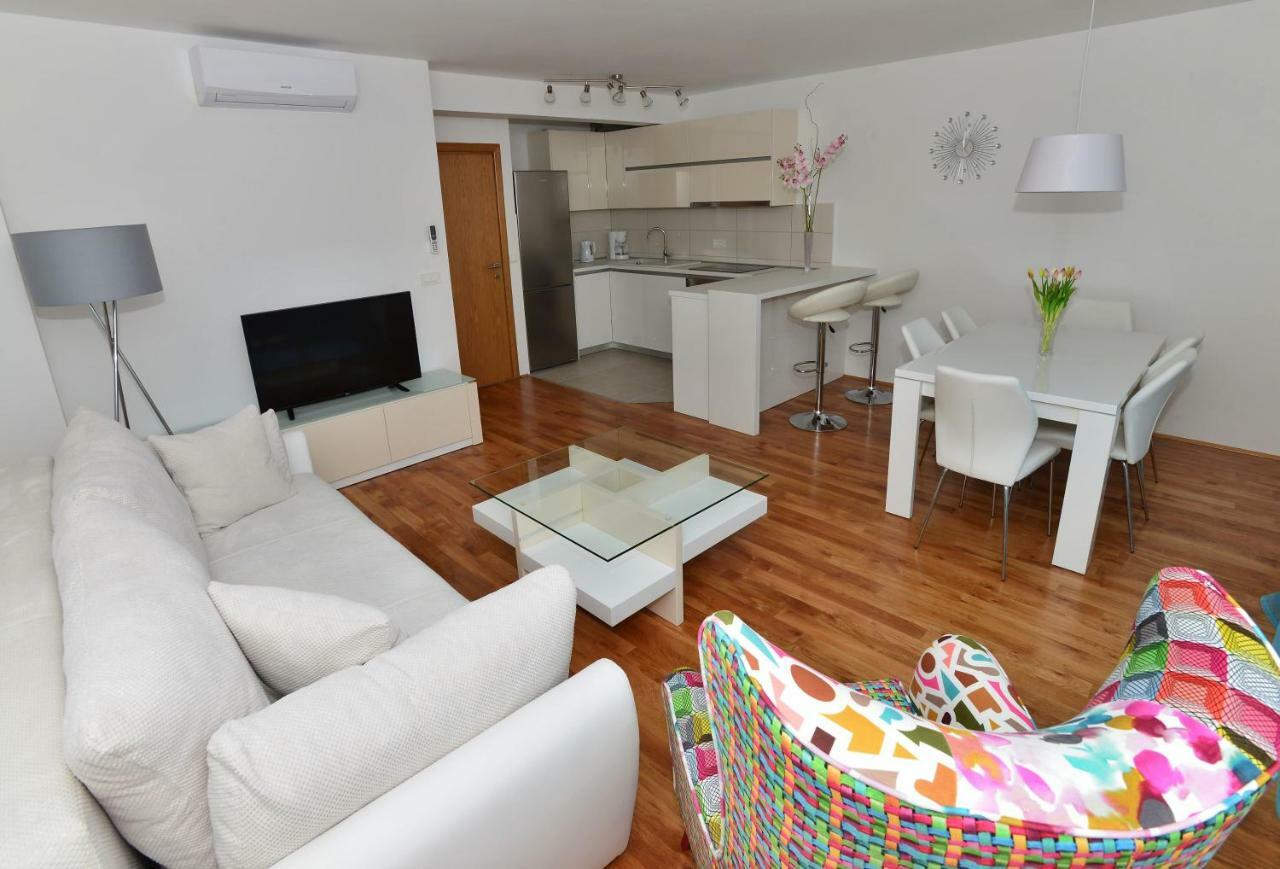 Apartman Dominik Makarska Esterno foto