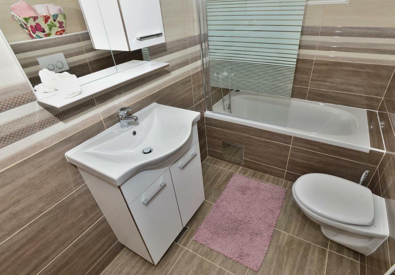 Apartman Dominik Makarska Esterno foto