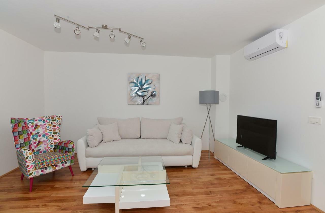 Apartman Dominik Makarska Esterno foto