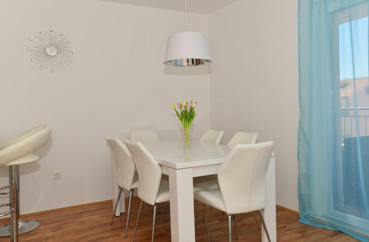 Apartman Dominik Makarska Esterno foto
